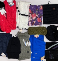 Шапки, шарфи, рукавиці жіночі і чоловічі