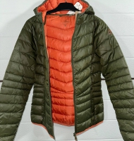 Куртки жіночі