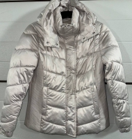 Куртки жіночі