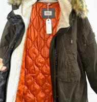 Куртки жіночі