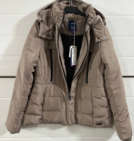 Куртки жіночі