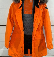 Куртки лижні жіночі і чоловічі